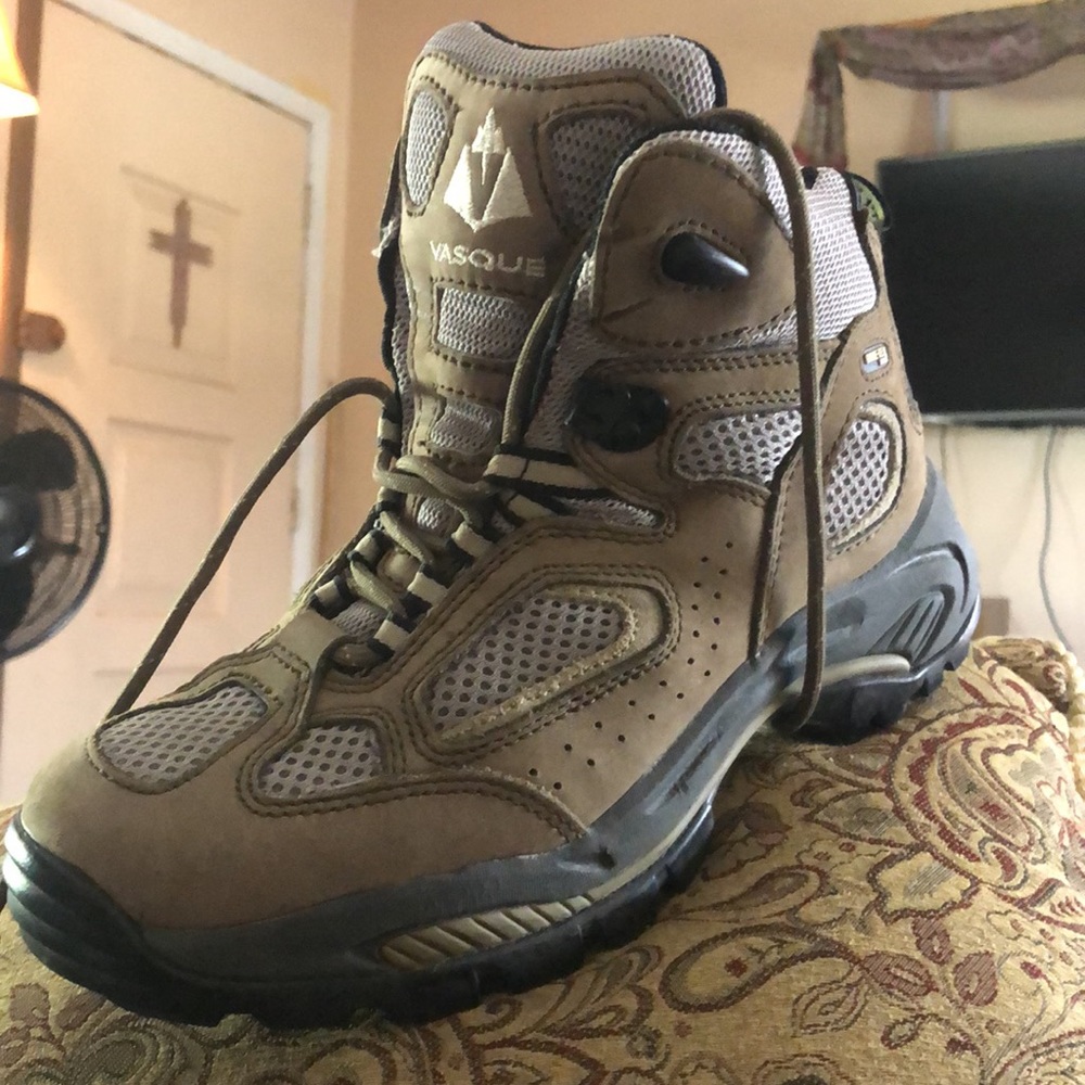 Vasque Goretex Vibram Boots Size 7